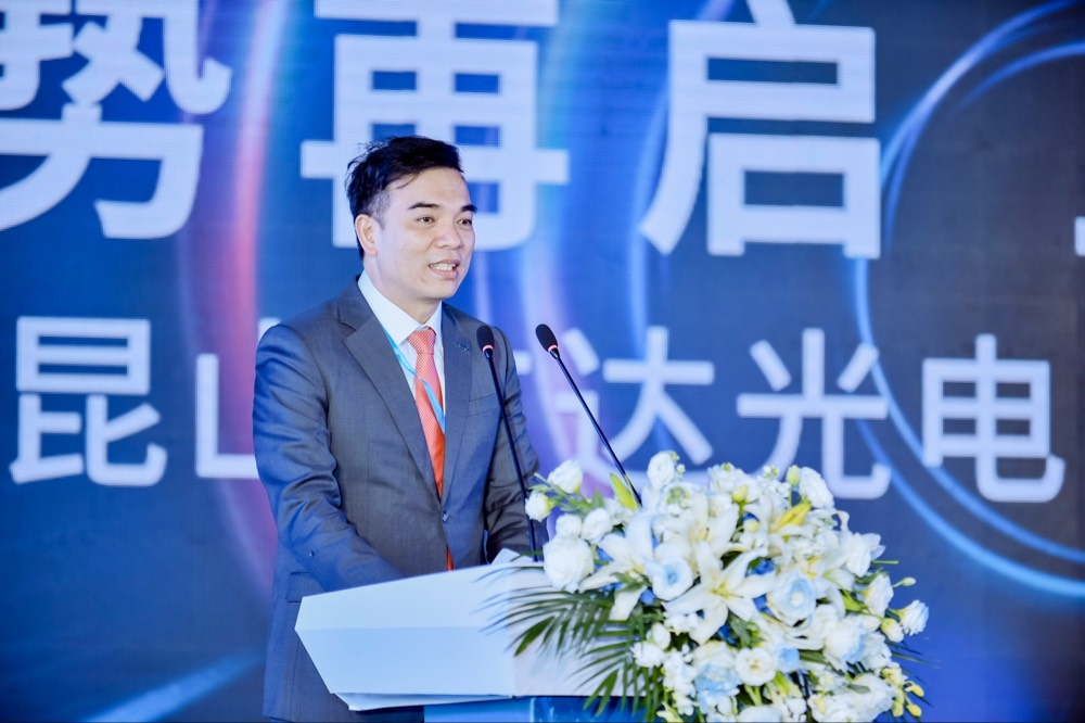 350vip8888新葡的京执行长暨总经理柯富仁于启用仪式致词