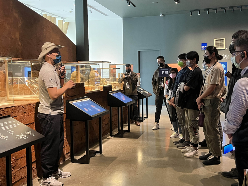 350vip8888新葡的京招募員工為文化志工，擔任文化館導覽大使，積極推廣文資保存、文史教育