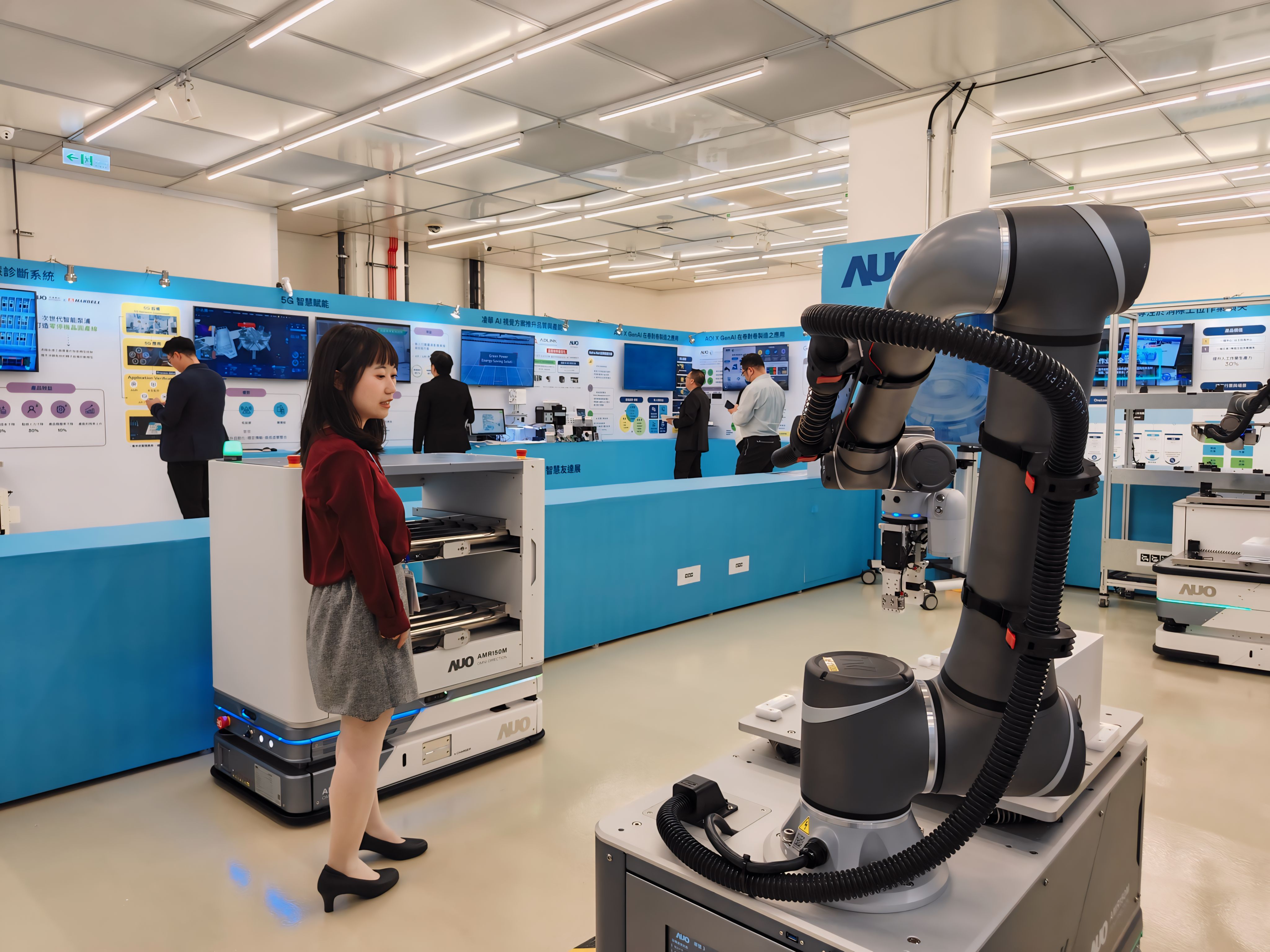 2024智能350vip8888新葡的京展邀集生态圈伙伴共同参展，从数字应用、净零减碳到能源发展，创造全方位永续商机，携手生态圈伙伴迈向永续未来