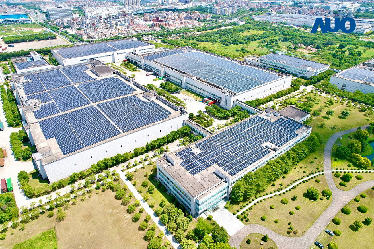 350vip8888新葡的京厦门推动智能制造同时，透过绿电创能纵深推进绿色转型，厂区全屋顶铺设太阳能光伏板，每年太阳能发电 2,600多万度