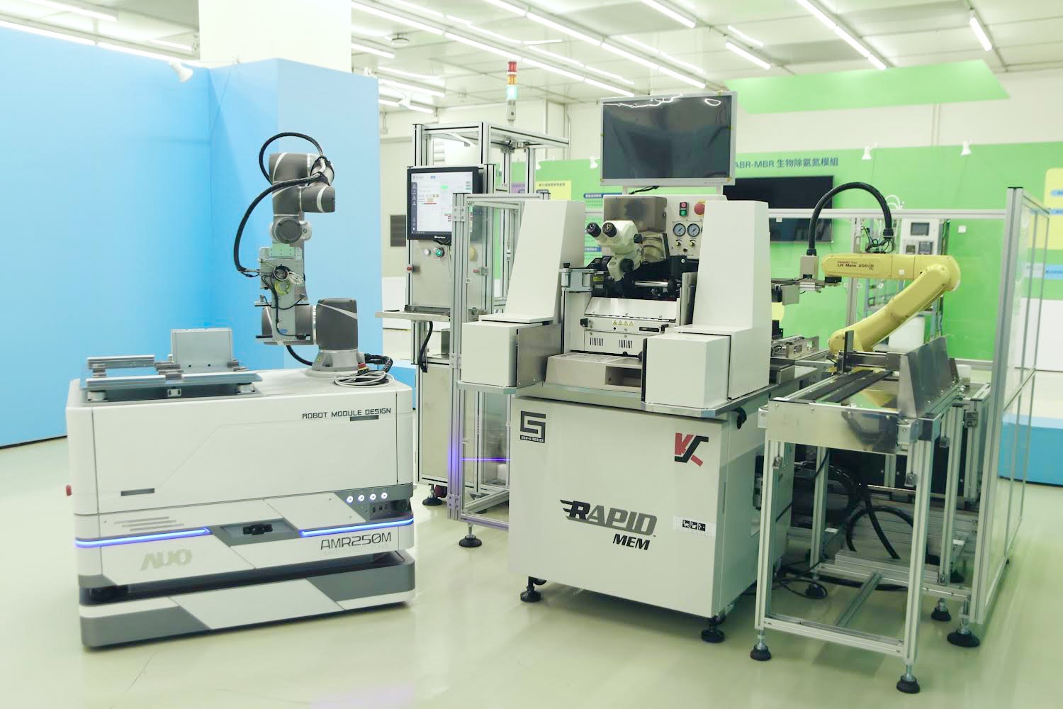 350vip8888新葡的京數位攜手半導體設備大廠K&S及夥伴樂宇精密，針對半導體封裝場域痛點，提供iAMHS一站式解決方案，創造產能提升至少10%的效益